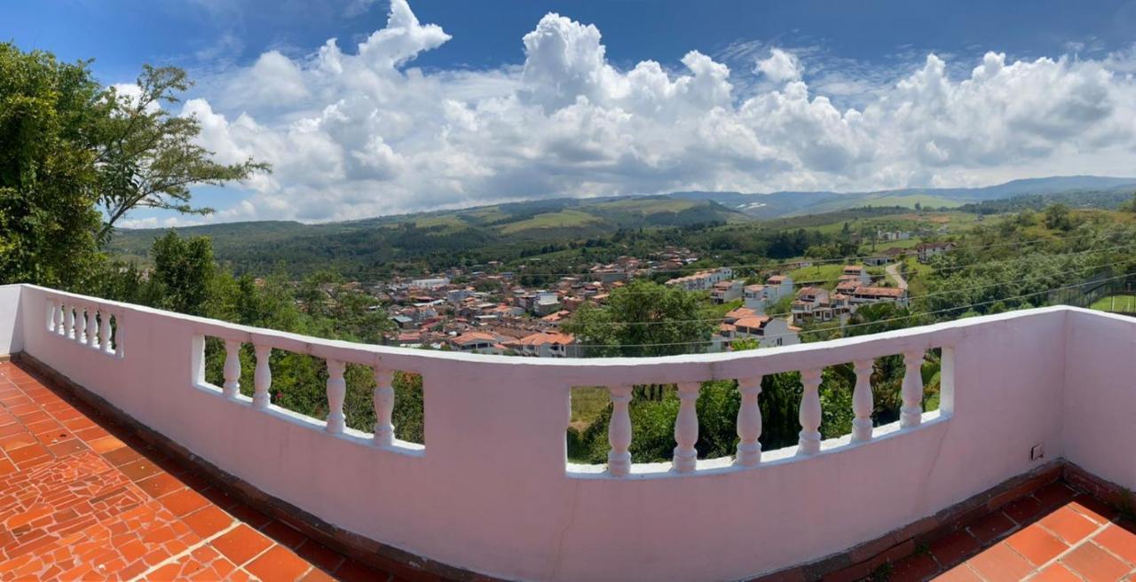 Hotel Campestre La Loma Curití المظهر الخارجي الصورة